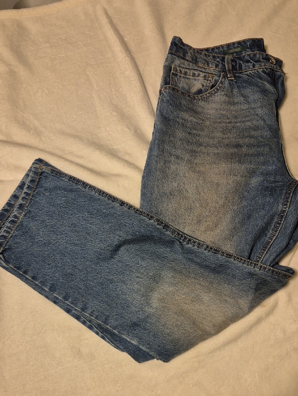 wild fable Women's Straight Leg Blue Washed Jeans